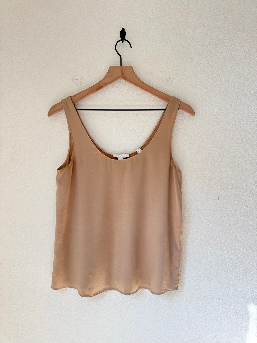 Vince Silk Camisole Tank in Champagne - Small - GUC